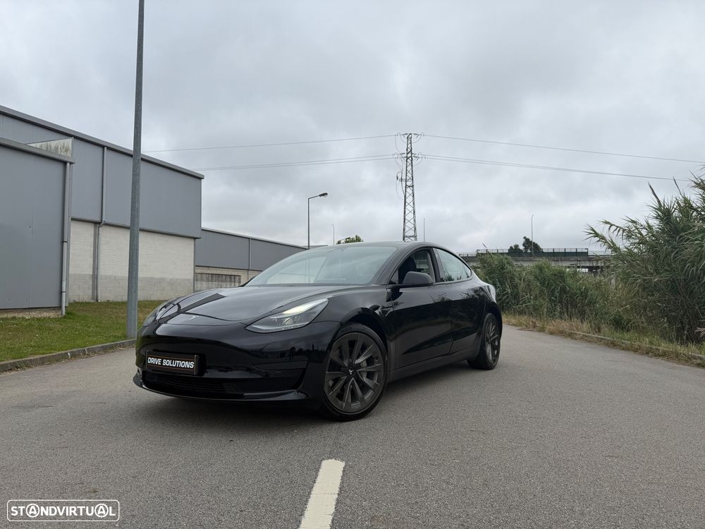 Tesla Model 3 Standard Range Plus RWD - 1
