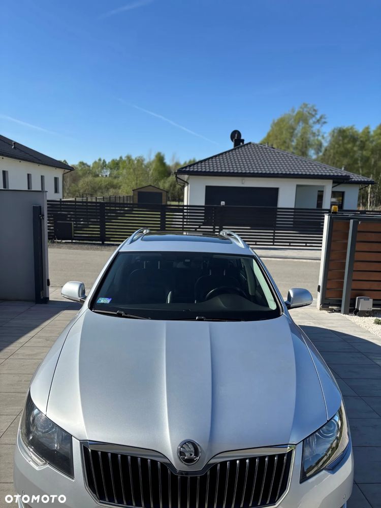 Skoda Superb 1.8 TSI 4x4 Business - 4