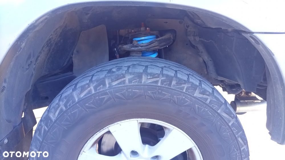 Toyota Land Cruiser - 16