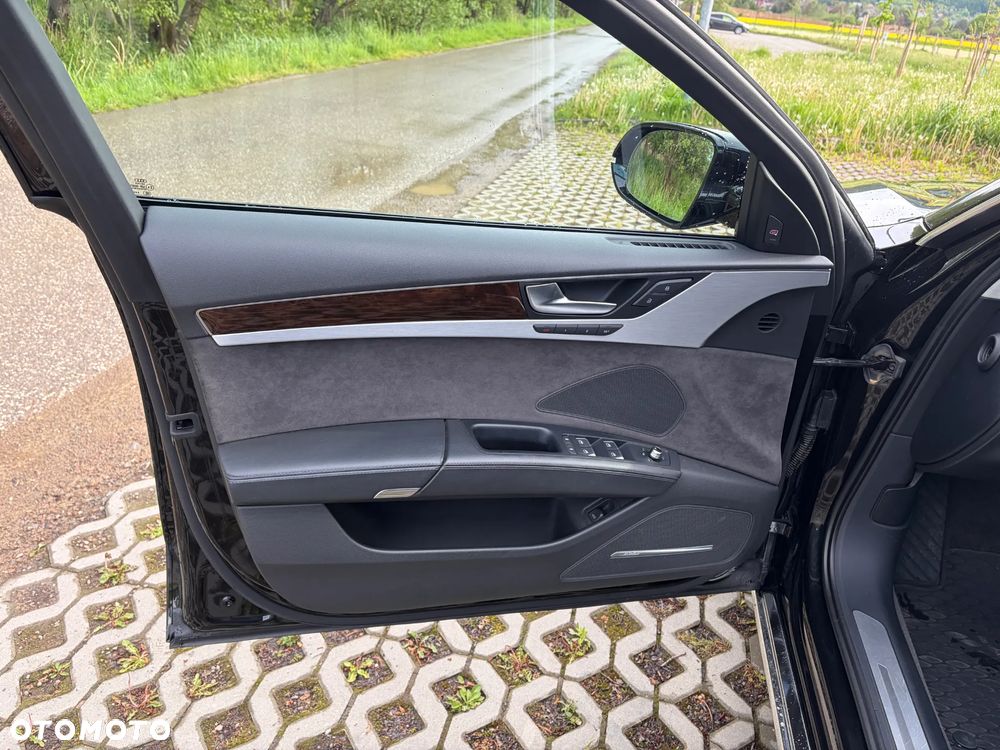Audi A8 4.2 TDI DPF quattro tiptronic - 28
