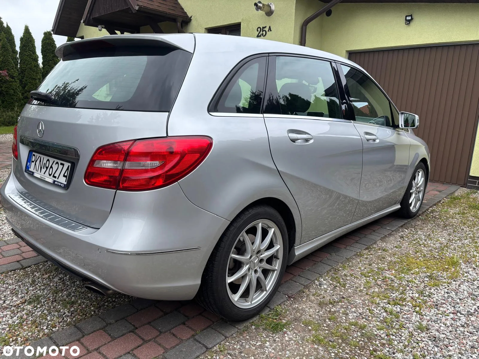 Mercedes-Benz Klasa B 180 - 14
