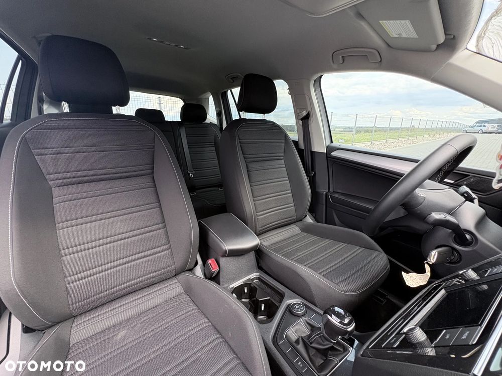 Volkswagen Tiguan - 14