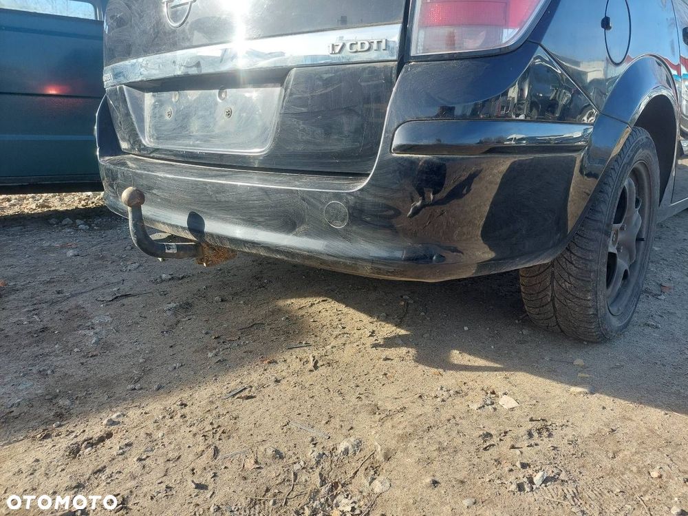 ZDERZAK TYŁ OPEL ASTRA H LIFT Z20R KOMBI - 1