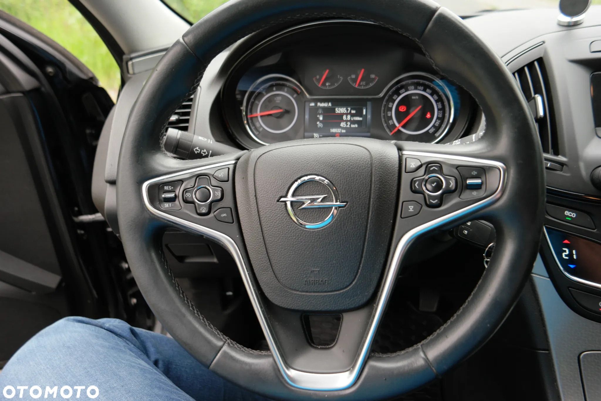 Opel Insignia - 27