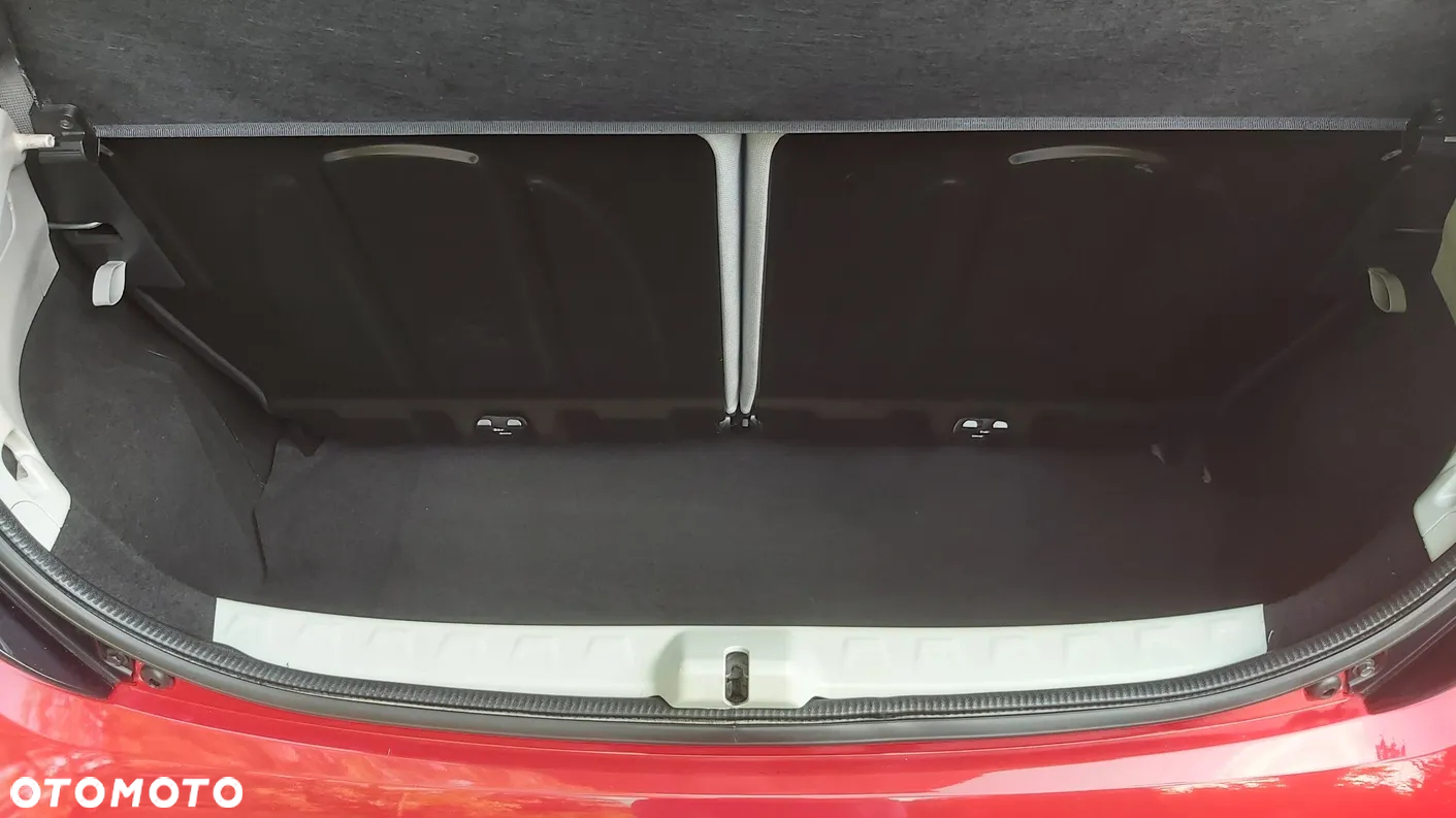 Toyota Aygo x-play - 19