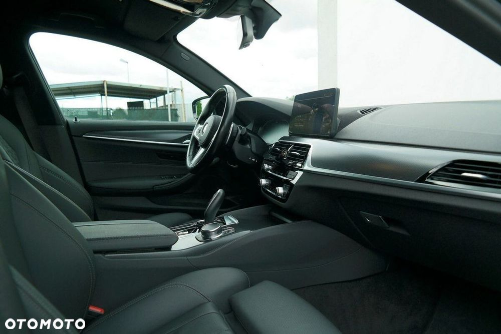 BMW Seria 5 - 12