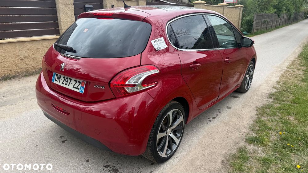 Peugeot 208 - 4