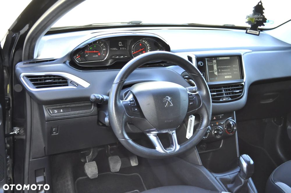 Peugeot 208 82 PureTech Style - 26