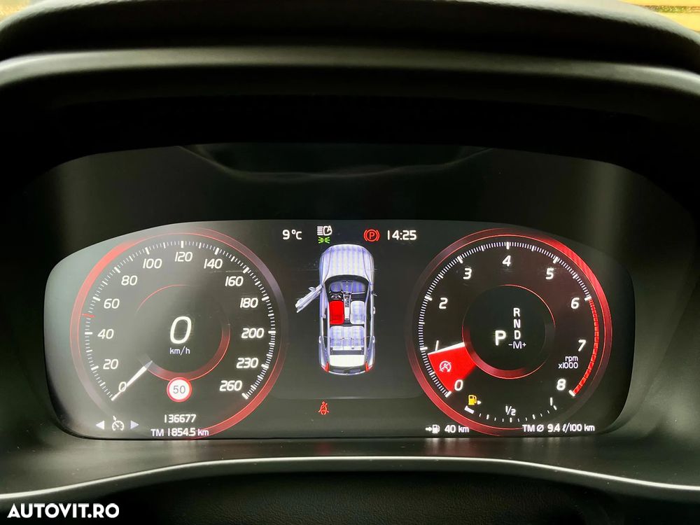 Volvo XC 40 T5 AWD Momentum - 6