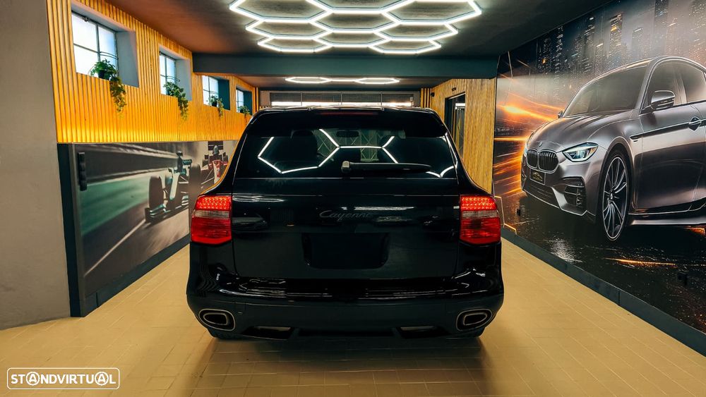 Porsche Cayenne Tiptronic S - 15