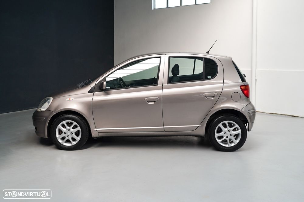 Toyota Yaris 1.0 Sol - 22