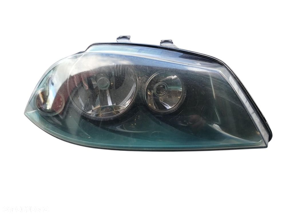 LAMPA PRAWA PRZEDNIA SEAT IBIZA 6L - 1