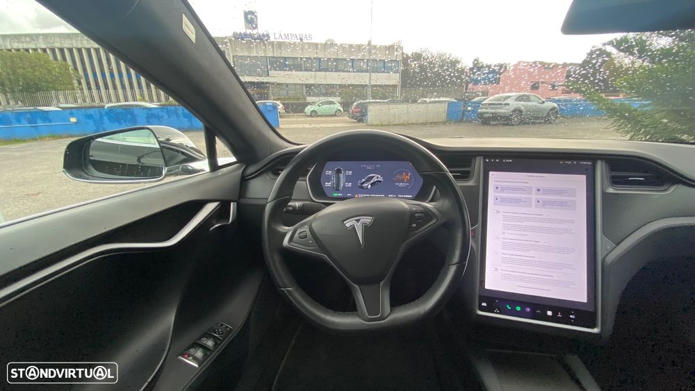 Tesla Model S 75D - 29