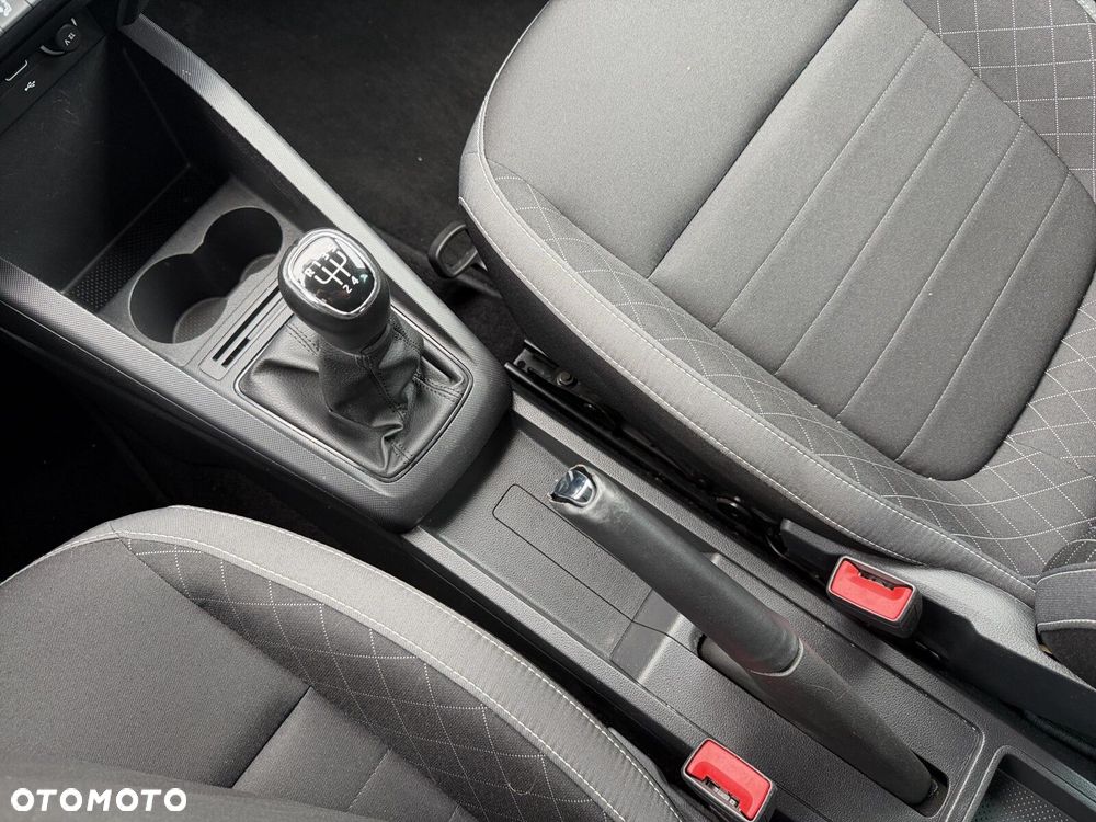 Skoda Fabia 1.0 TSI Ambition - 21