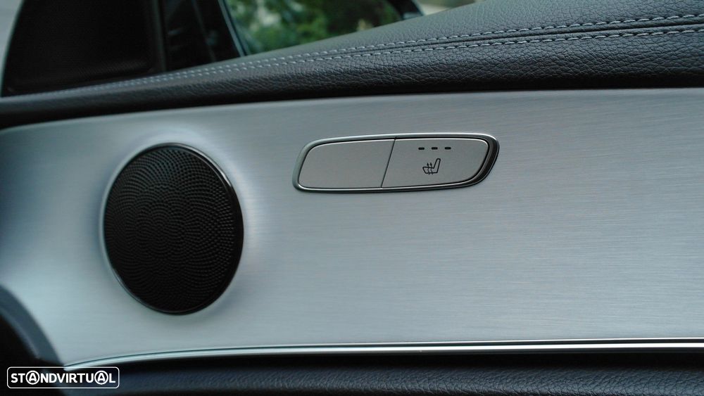Mercedes-Benz E 300 de AMG Line - 32