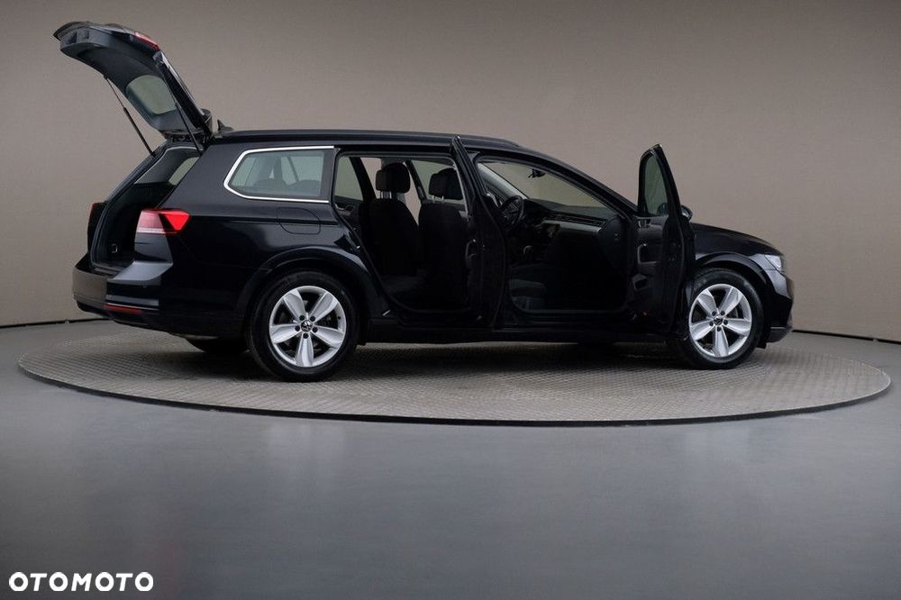 Volkswagen Passat Variant 2.0 TSI Business DSG - 6