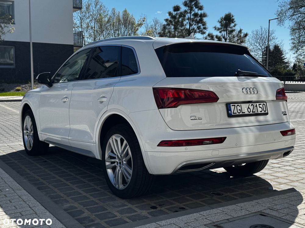 Audi Q5 2.0 TFSI Quattro S tronic design - 5