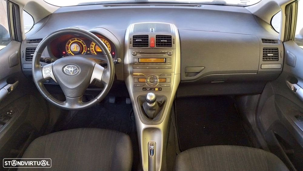 Toyota Auris 1.4 D-4D AC - 14