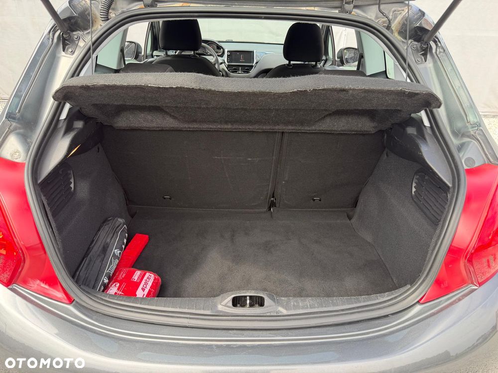 Peugeot 208 1.2 PureTech Active - 13