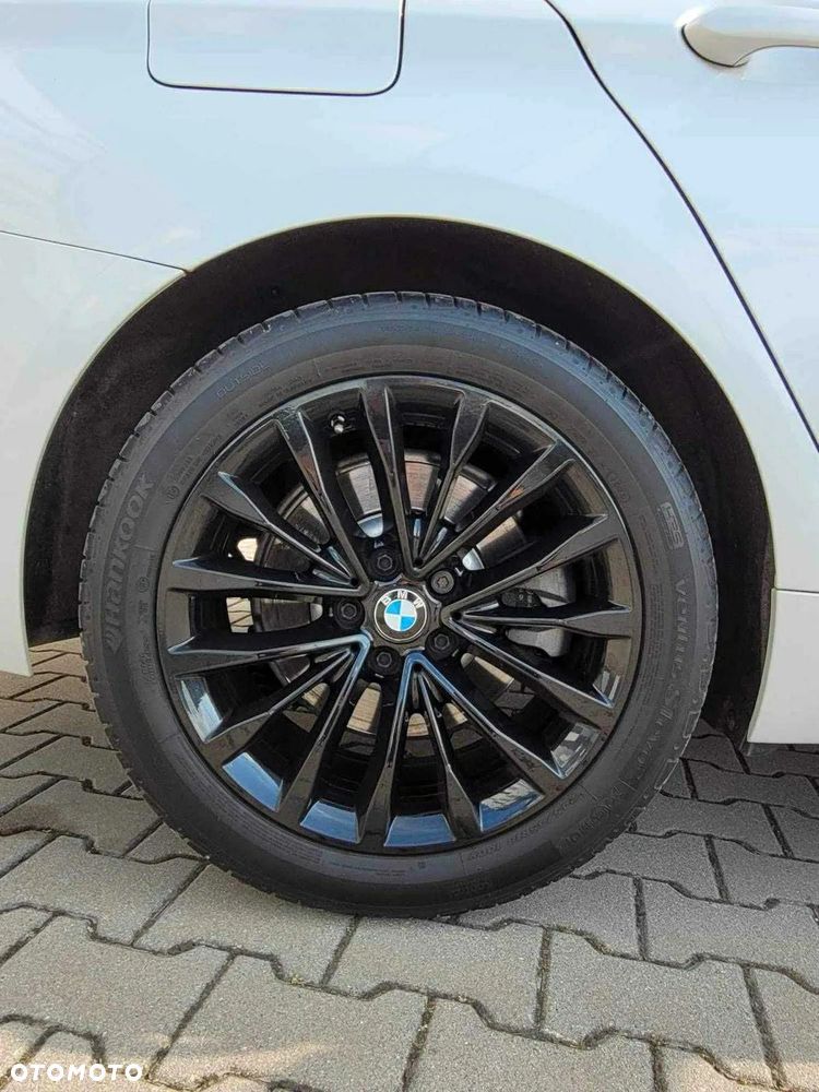 BMW Seria 5 520d Touring Luxury Line - 12