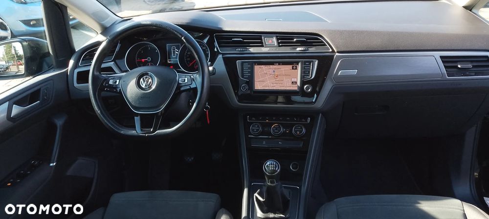 Volkswagen Touran 2.0 TDI SCR (BlueMotion Technology) Comfortline - 9