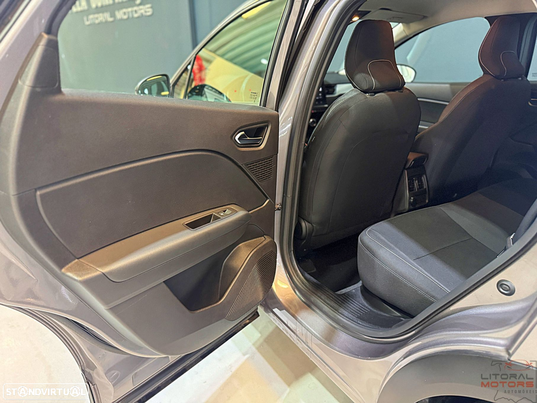 Renault Captur 1.0 TCe Zen - 15