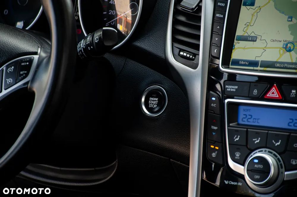 Hyundai i30 blue 1.6 CRDi Trend - 20