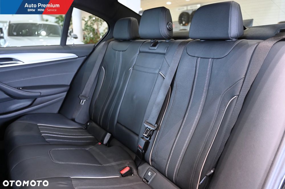 BMW Seria 5 - 16