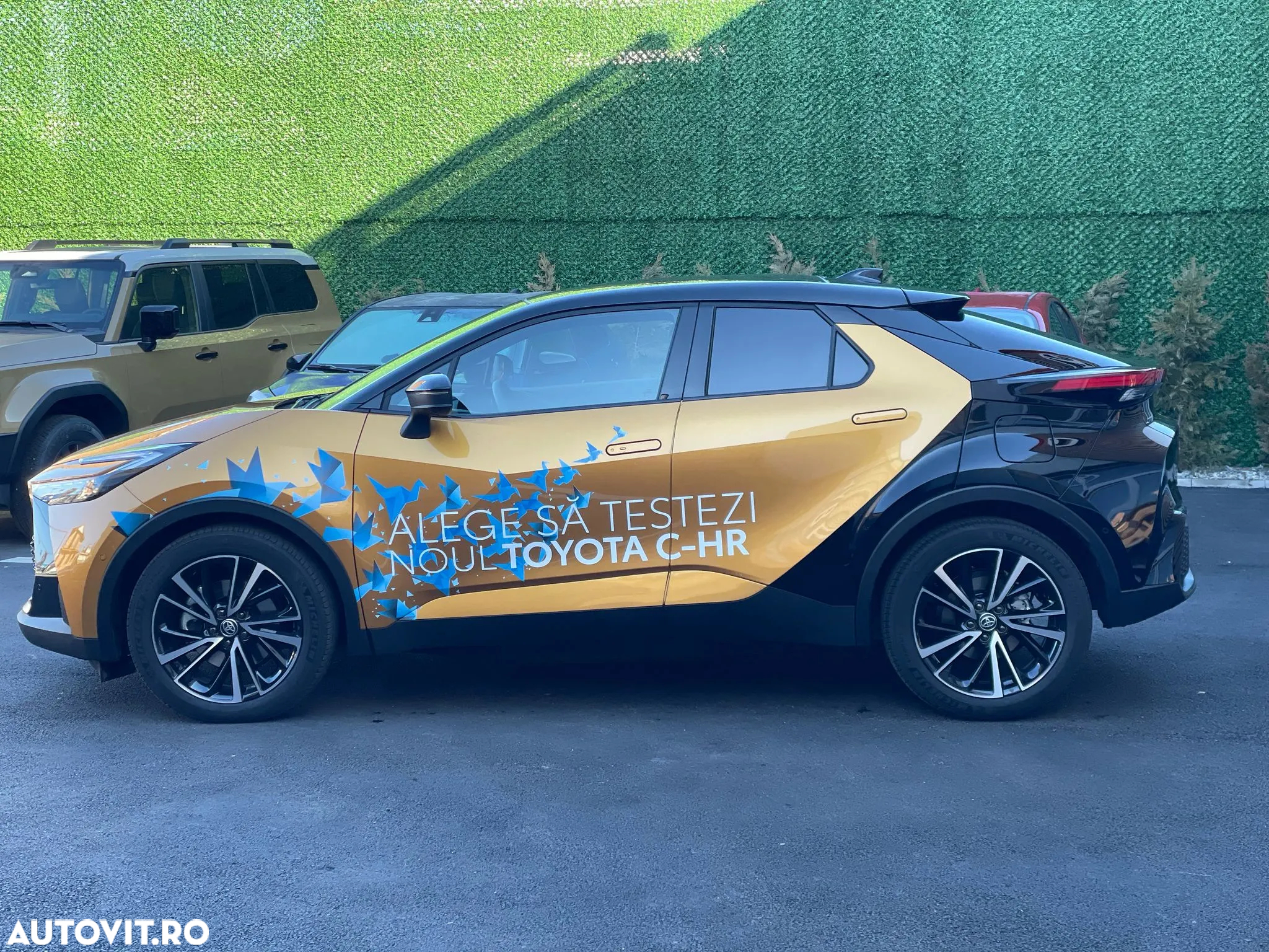 Toyota C-HR - 4