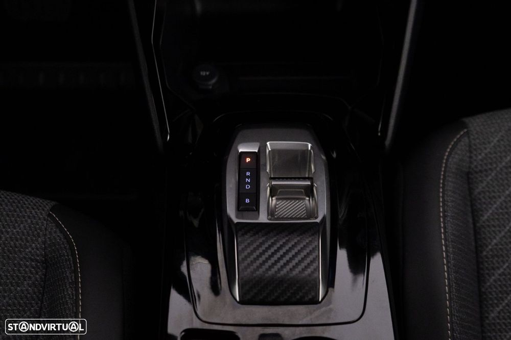 Peugeot e-2008 54 kWh Allure - 24