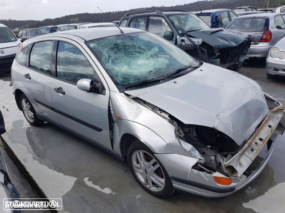 Ford Focus Tddi para peças - 2