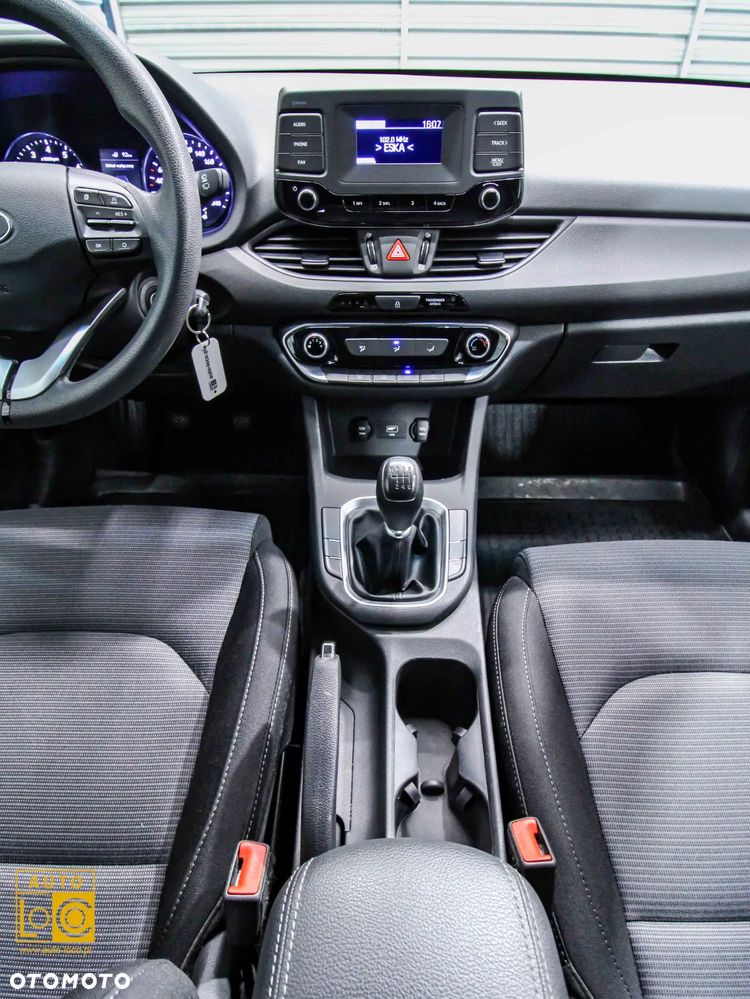 Hyundai i30 1.4 Comfort - 16