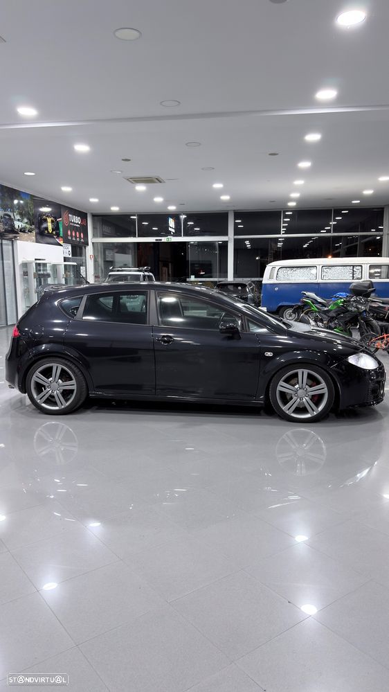 SEAT Leon 2.0 TDI DPF FR Limited - 4