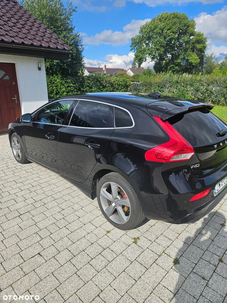 Volvo V40 D4 Summum - 3