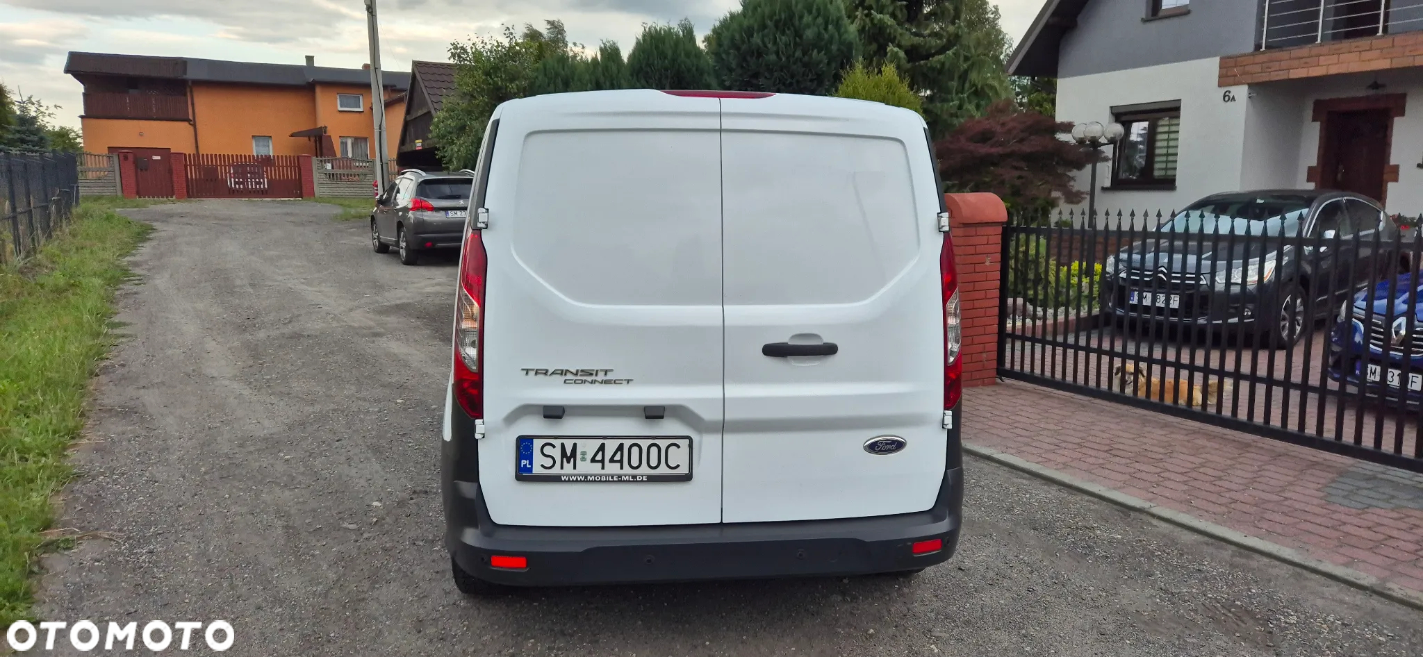 Ford Transit Connect - 4