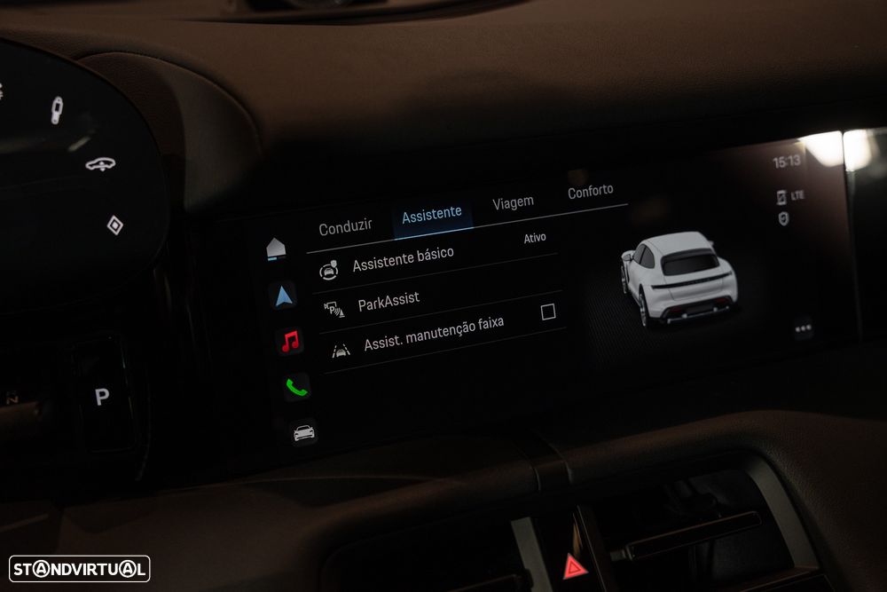 Porsche Taycan Cross Turismo 4 - 23