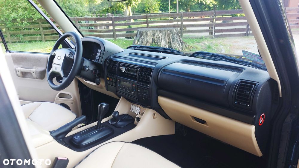 Land Rover Discovery - 5