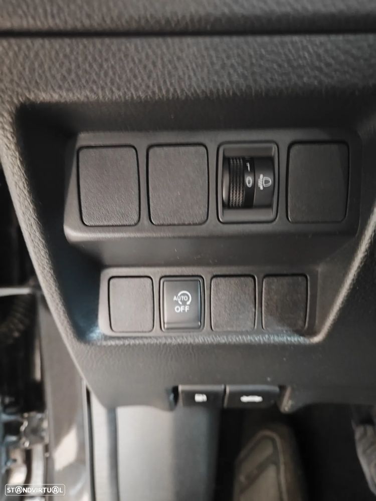 Nissan Qashqai 1.5 dCi N-Connecta RS+PS - 23