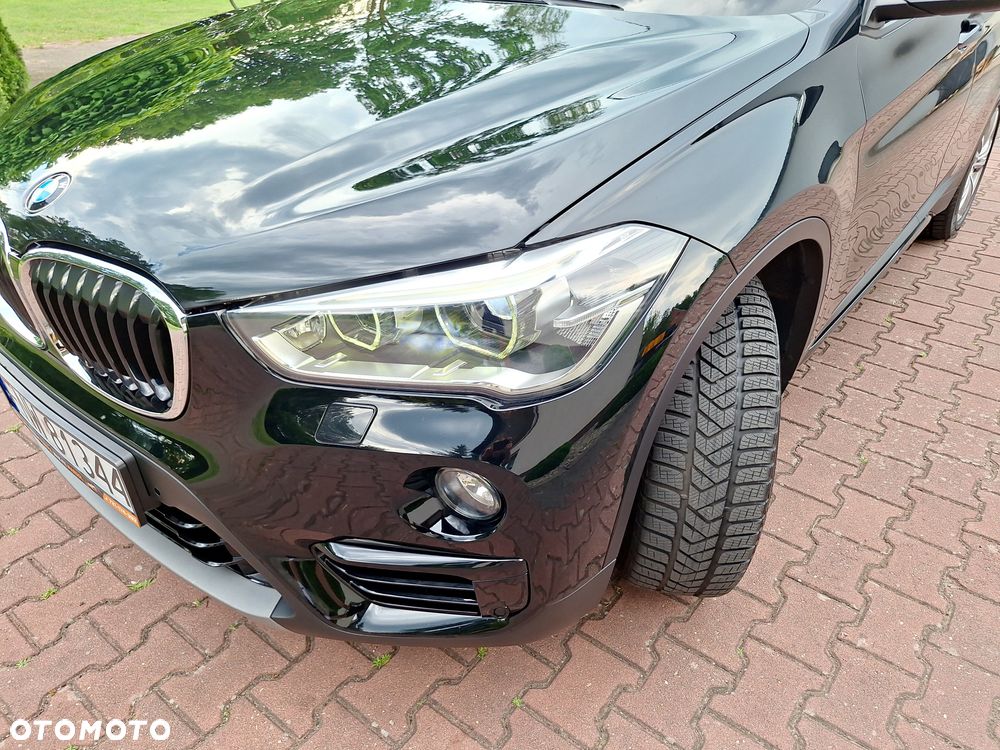 BMW X1 xDrive18d Sport Line - 36