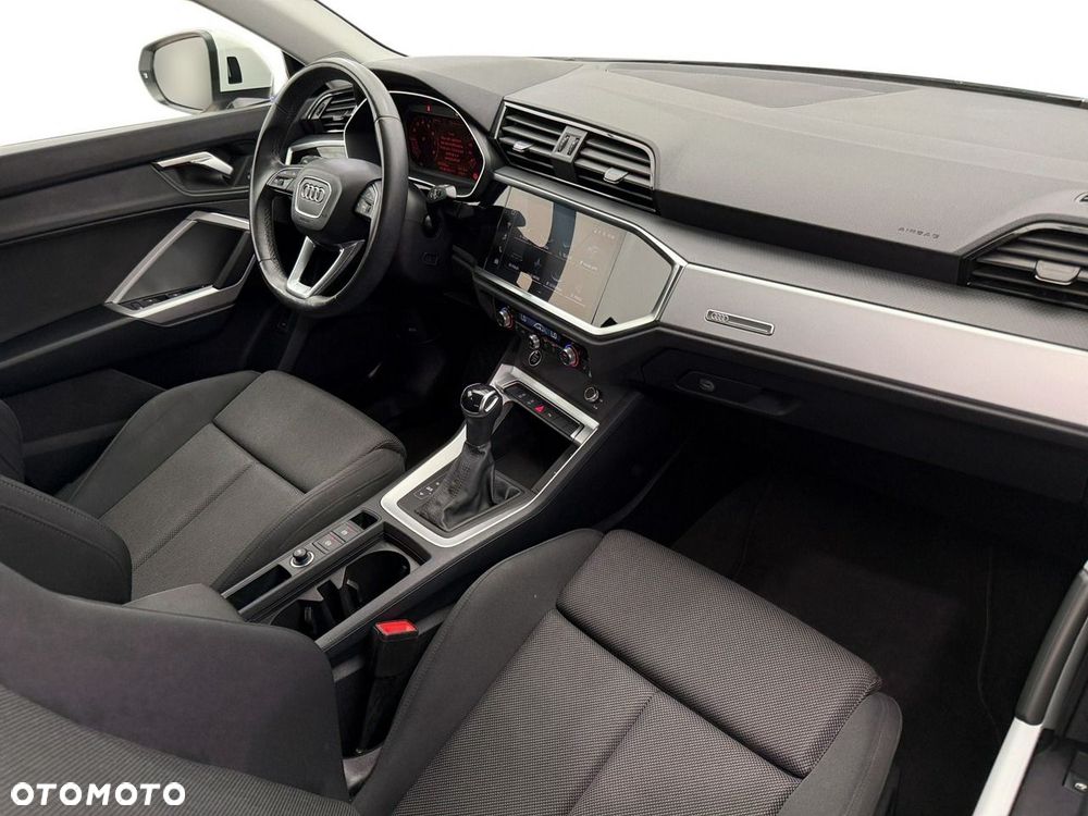 Audi Q3 Sportback - 15