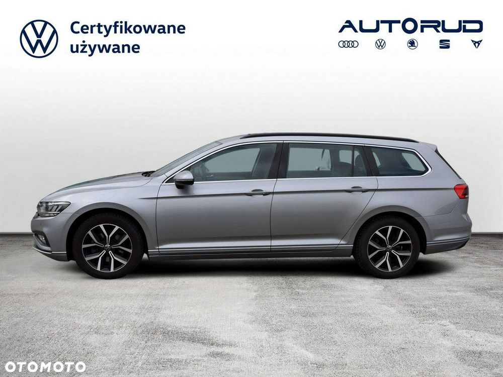 Volkswagen Passat - 4