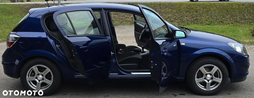 Opel Astra 1.8 Edition Plus - 12