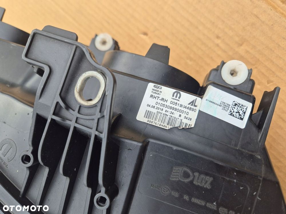 Fiat Tipo 2 lampa prawa i lewa.OE MOPAR. H-15 - 10