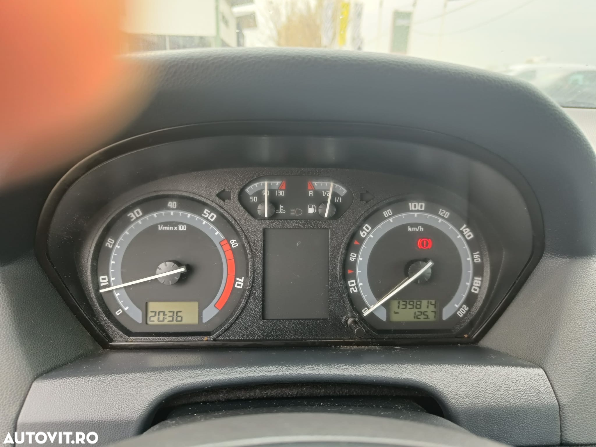Skoda Fabia Sedan 1.2 Ambiente - 6