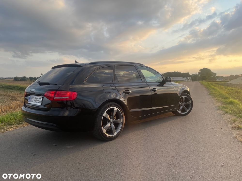 Audi A4 Avant 2.0 TDI DPF multitronic Attraction - 6
