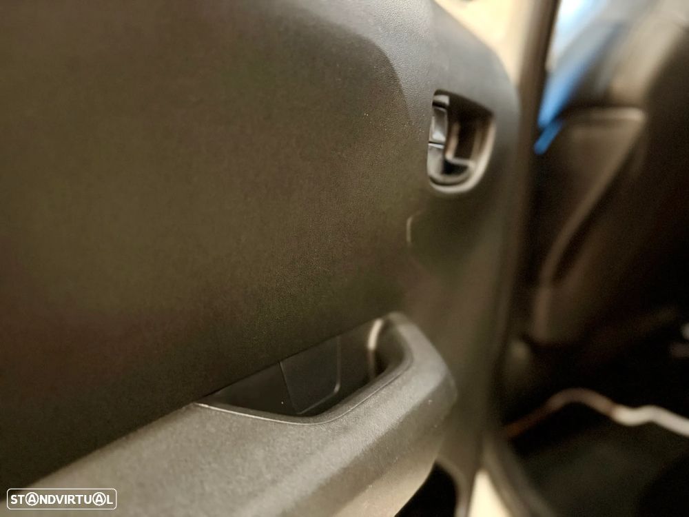 Toyota Aygo x-wave - 18