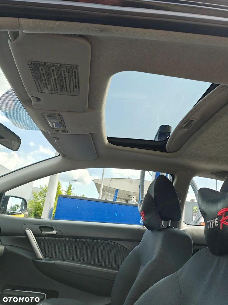 Honda Civic 1.6i ES - 16