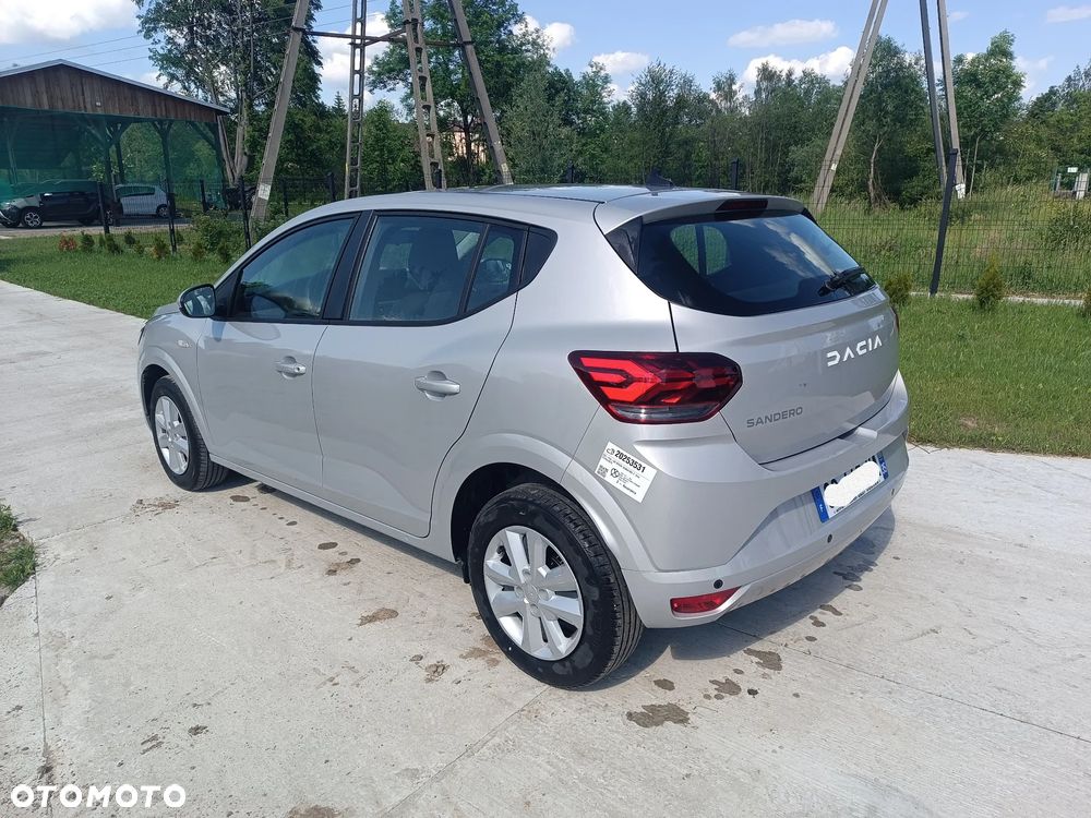 Dacia Sandero - 3