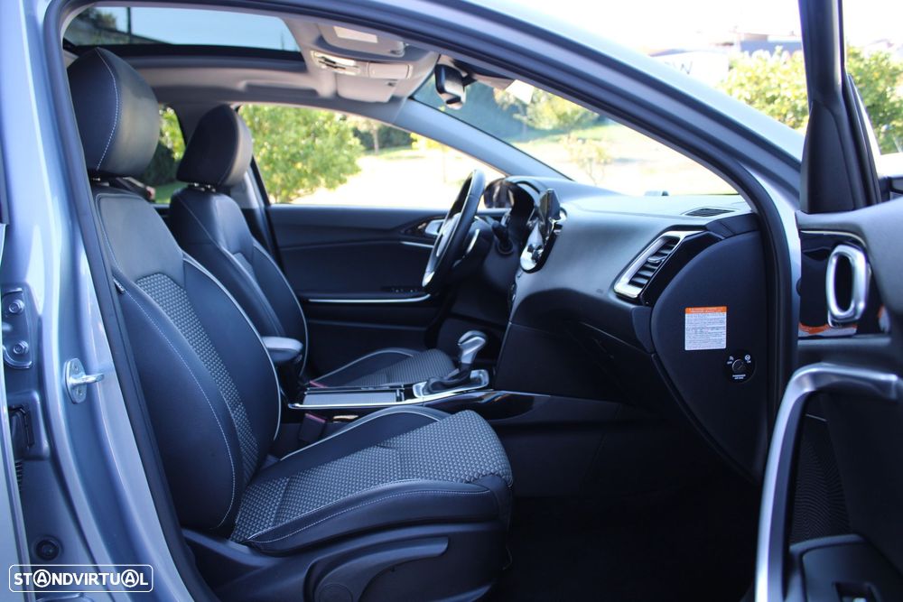 Kia XCeed 1.6 GDi PHEV First Edition+SRF - 26