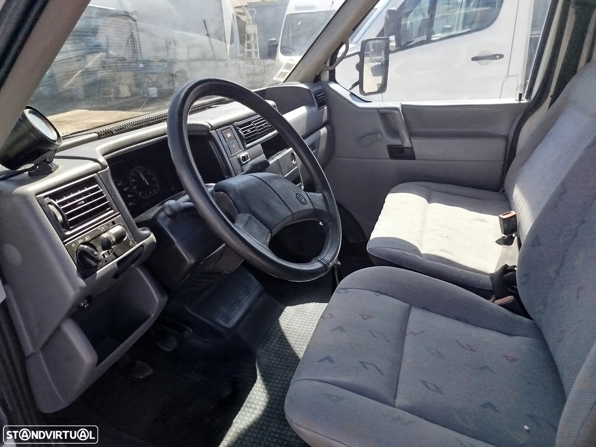 VW TRANSPORTER 2.4 CAB DUPLA - 11